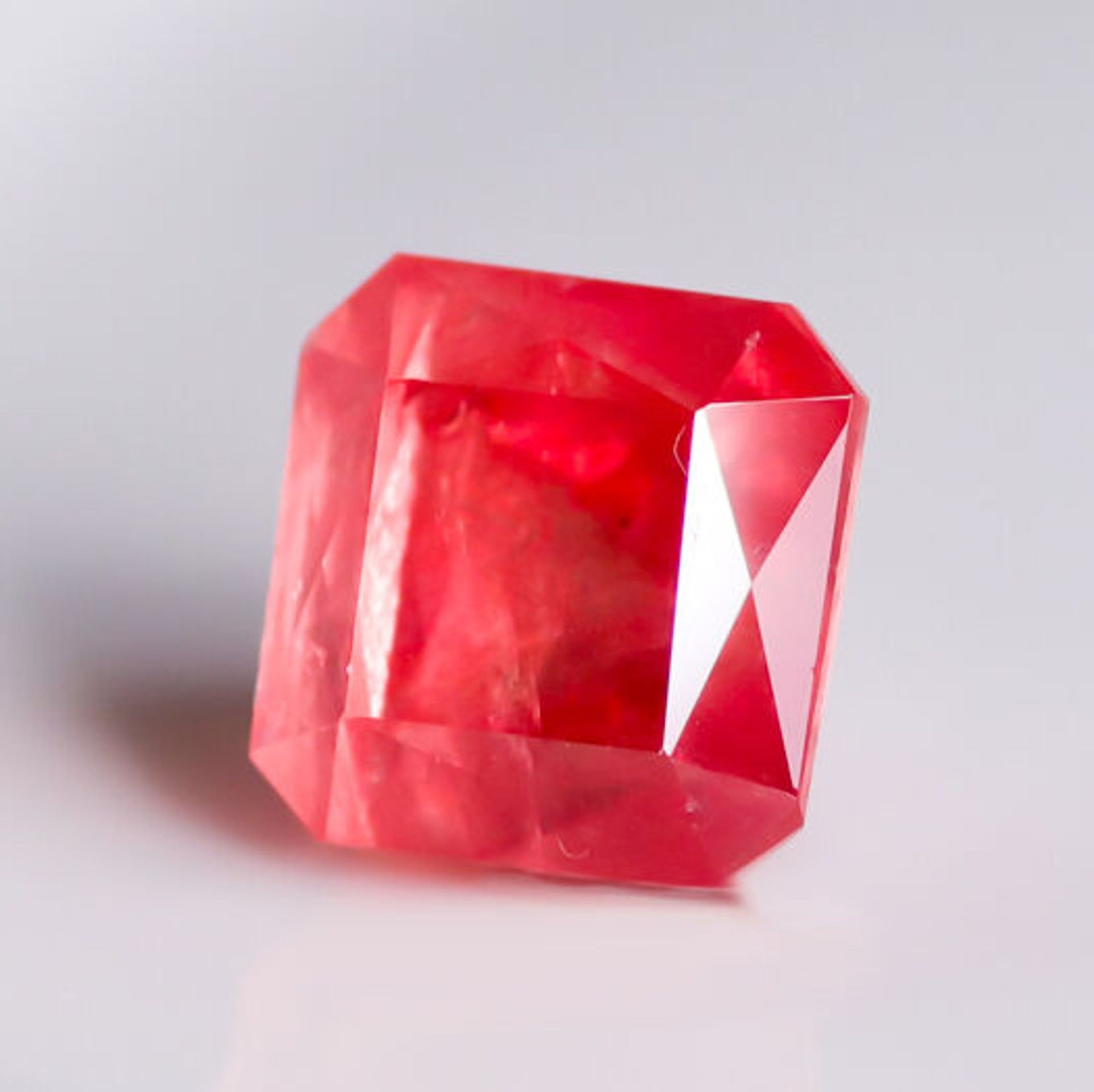 憧れのローズレッド♪宝石質ロードクロサイト(南アフリカ産)~ 憧れの 憧れのローズレッド♪宝石質ロードクロサイト(南アフリカ産)~ 憧れの